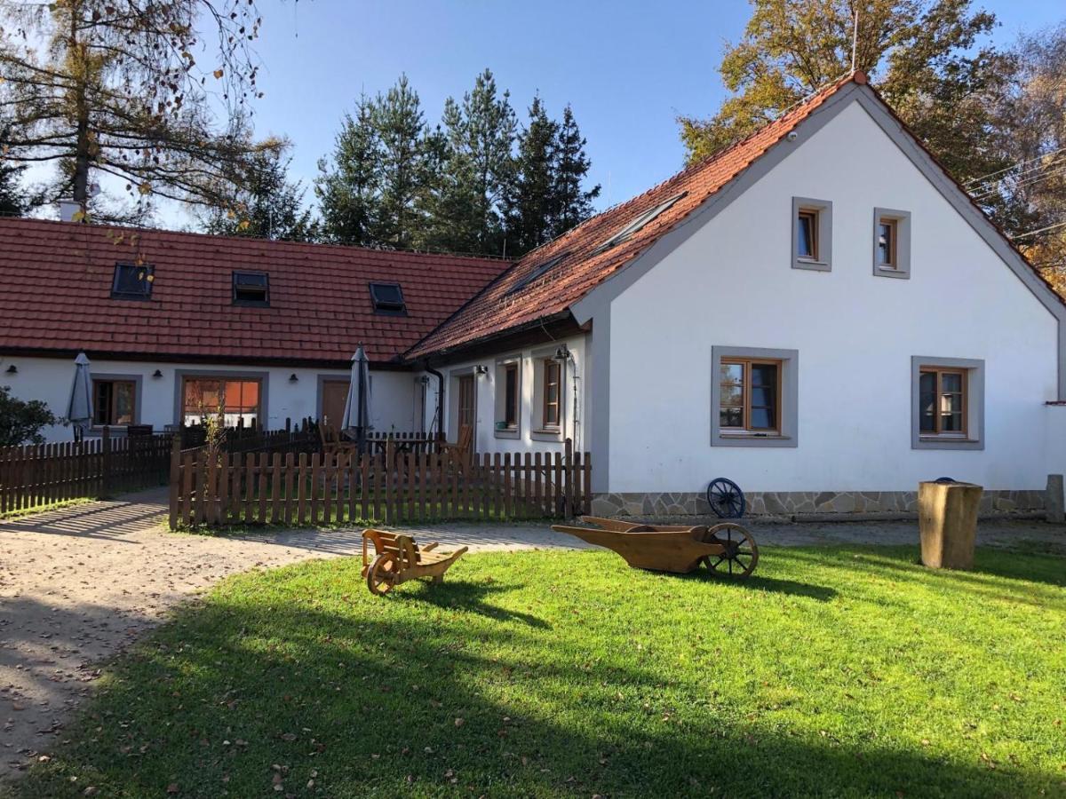 Apartmany Kojakovice - Trebon Jilovice Bagian luar foto