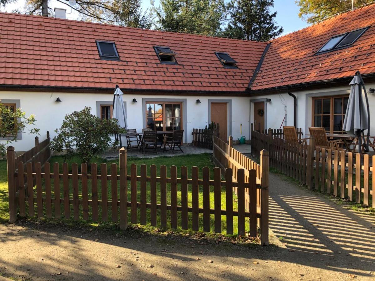 Apartmany Kojakovice - Trebon Jilovice Bagian luar foto