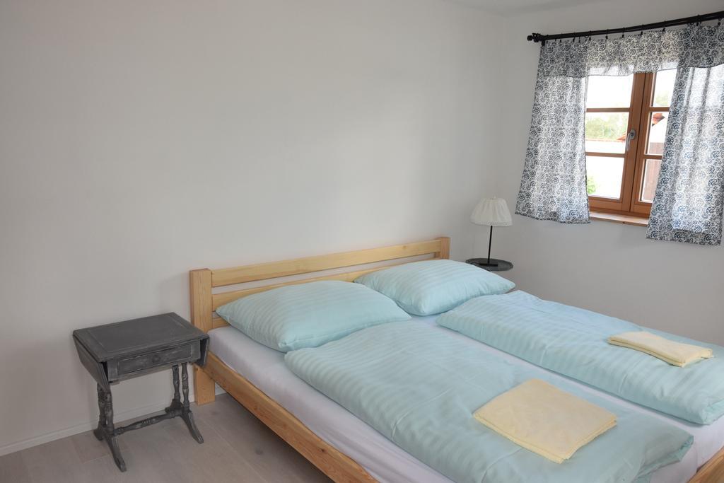 Apartmany Kojakovice - Trebon Jilovice Bagian luar foto